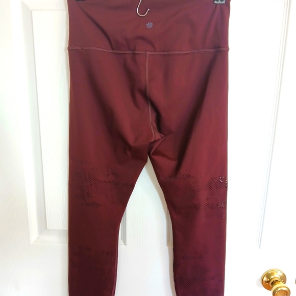 Athleta Leggings Womens Small Maroon Persistence Laser Cut 7/8 Tight Vented S - Picture 6 of 6